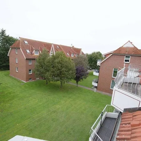 With 2 Bedrooms Dorumer Neufeld